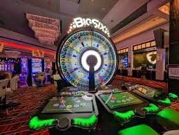 Live casino table game interface on ph123 app game lobby